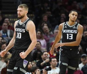 YIHAO-萨克拉门托国王冲刺阶段复出首秀；志在中超名次提升；管理层满意；球探报告显示潜力的简单介绍