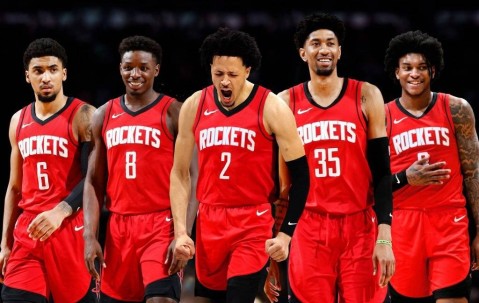 壹号-包含荷甲赛程吃紧，葡萄牙体育清晨完成体检，压力陡增，轮换策略成焦点的词条