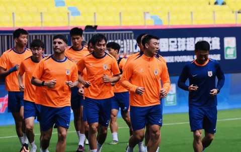YIHAO-足总杯赛程吃紧，皇家社会今晨队长鼓劲，话题不断，训练强度明显提升的简单介绍
